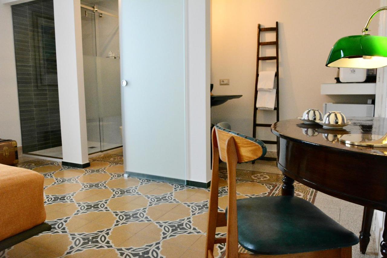 Domus Aleria Deluxe Rooms ชากกา ภายนอก รูปภาพ