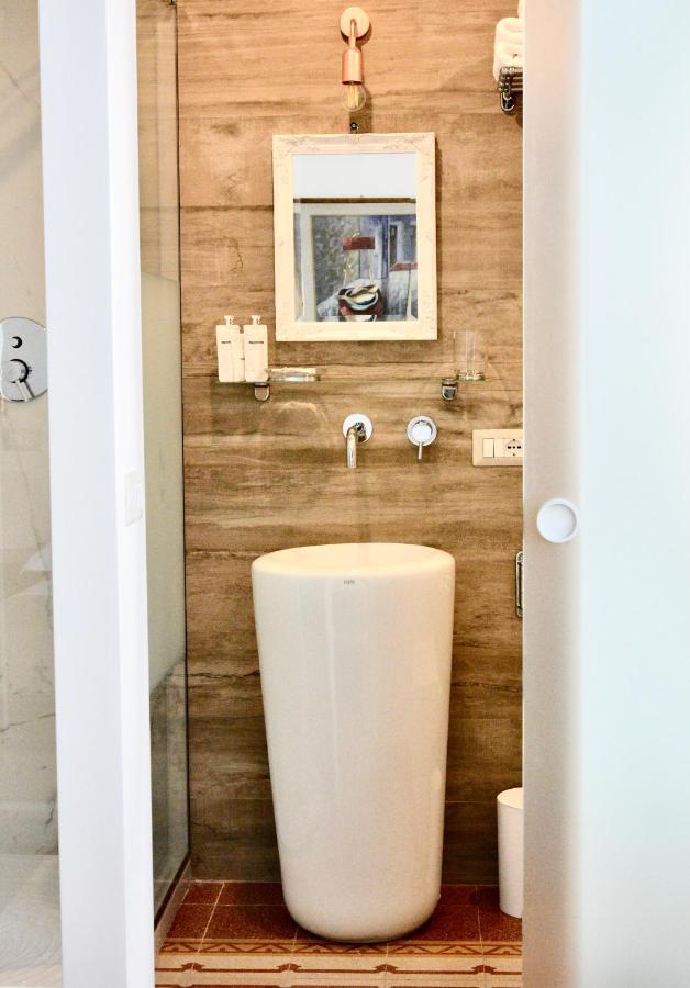 Domus Aleria Deluxe Rooms ชากกา ภายนอก รูปภาพ